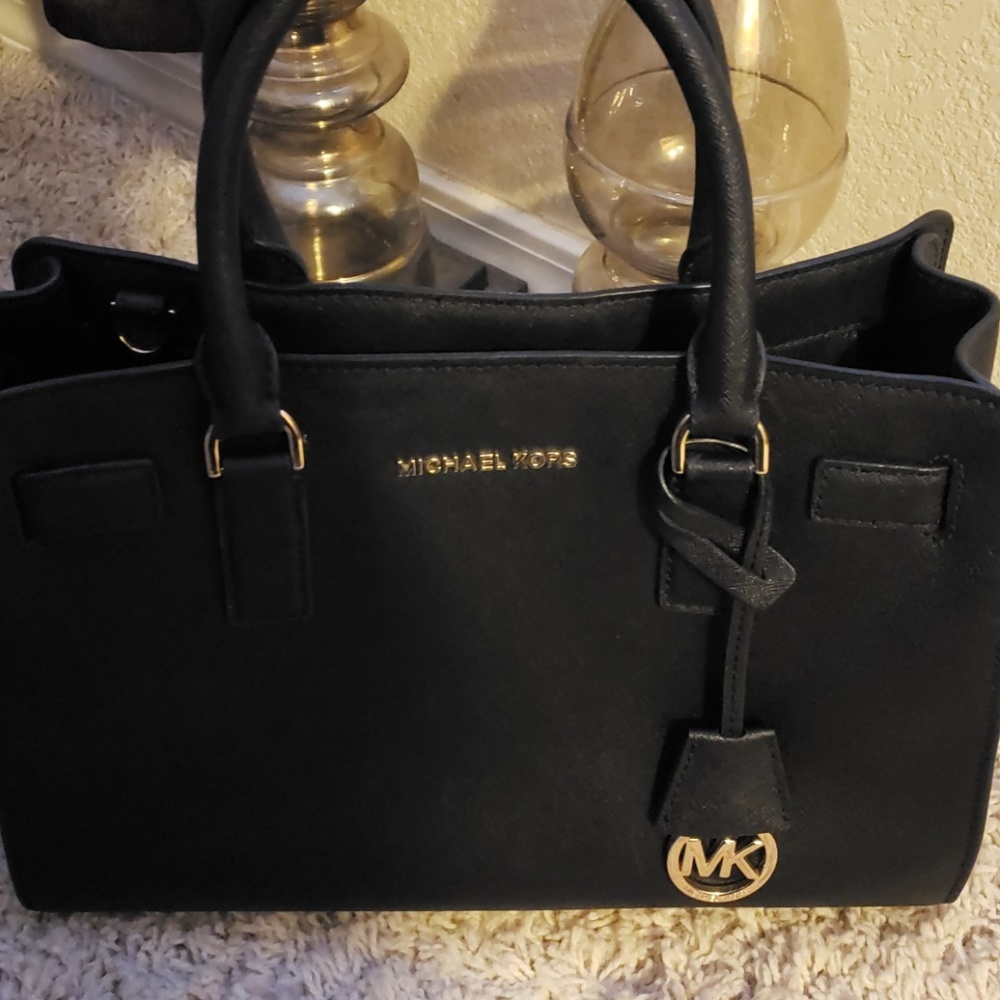 SOLD - Picture 2 of 8